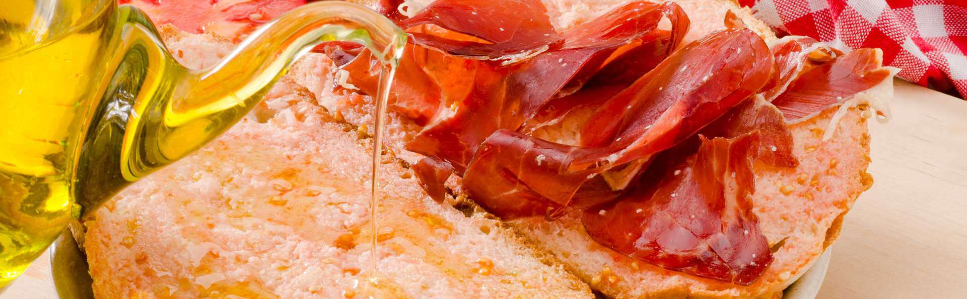 Escapade détente avec un panier de produits du terroir dans le Priorat
