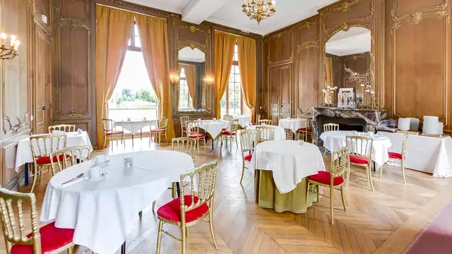 Deconnexion dans un chateau a h de Paris