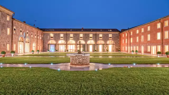 Vacances à Vérone dans un monastère restauré en chambre deluxe et accès au spa