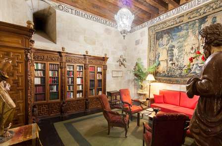 Chambre deluxe dans un château médiéval du XVème siècle en Castille et León