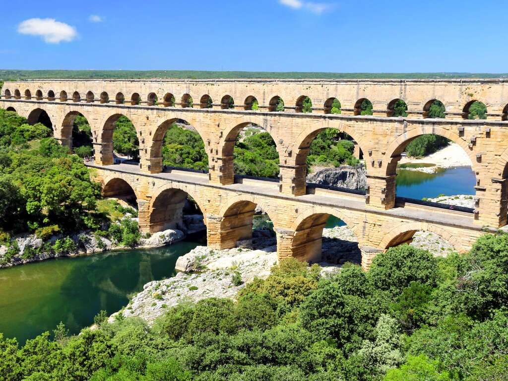 Séjournez au vert et visitez le pont du Gard - 3* - image 1