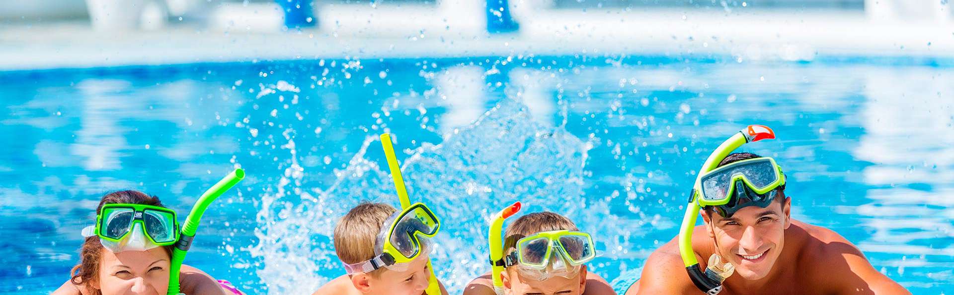 Escapade en famille : 1er enfant gratuit, dans une ferme du 13ème siècle au centre de Majorque