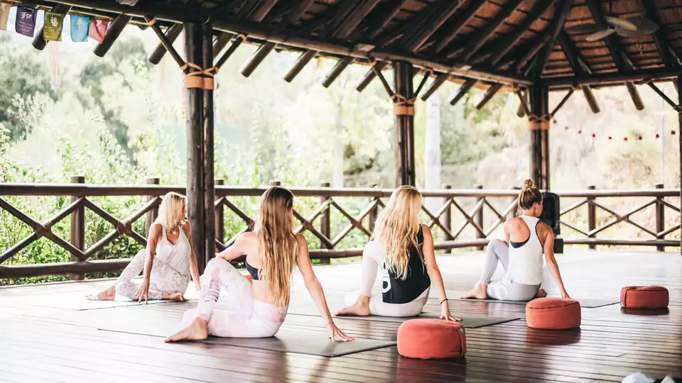 Retiro de Yoga en pension completa noches en un resort rodeado de naturaleza