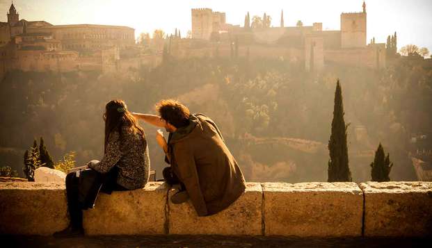 Scopri la magia di Granada!