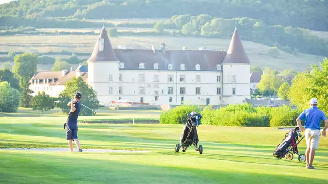 Voyage à travers le temps dans un château bourguignon