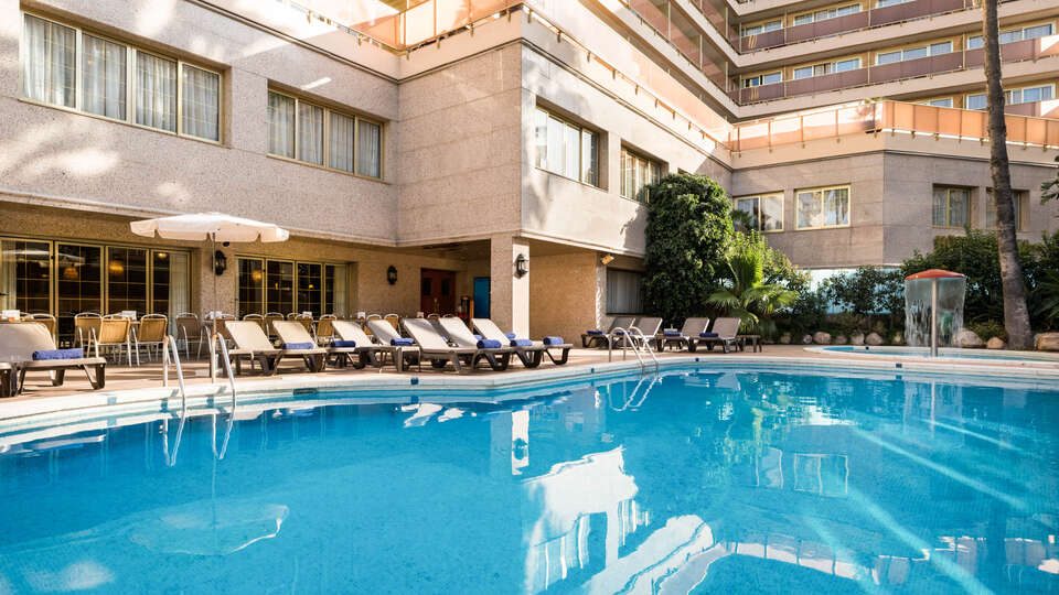 Pension completa en Catella