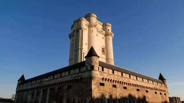 Koninklijk uitje met entreekaartje voor het Kasteel van Vincennes