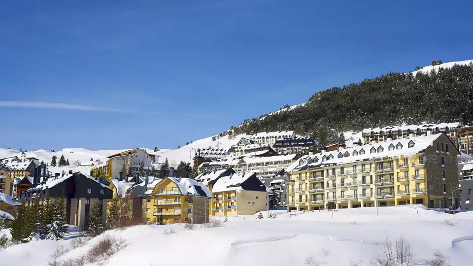 Esqui y spa para un finde completo en el pirineo aragones