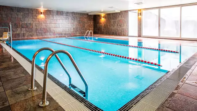 Decouvrez le charme de Paterna detendez-vous au sauna ou a la piscine et profitez du petit-dejeuner