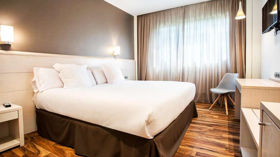 Decouvrez le charme de Paterna detendez-vous au sauna ou a la piscine et profitez du petit-dejeuner