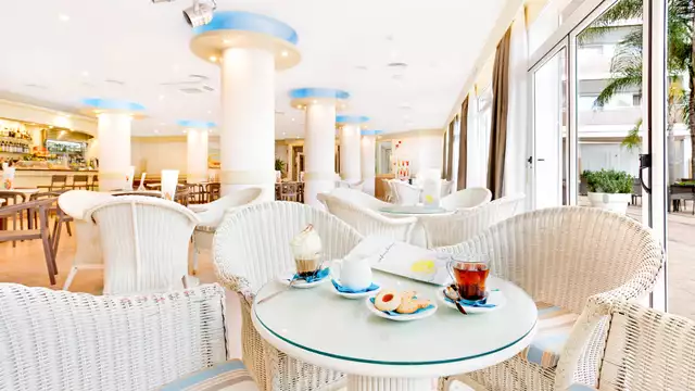 Un viaggio nella meravigliosa Malgrat de Mar con prima colazione
