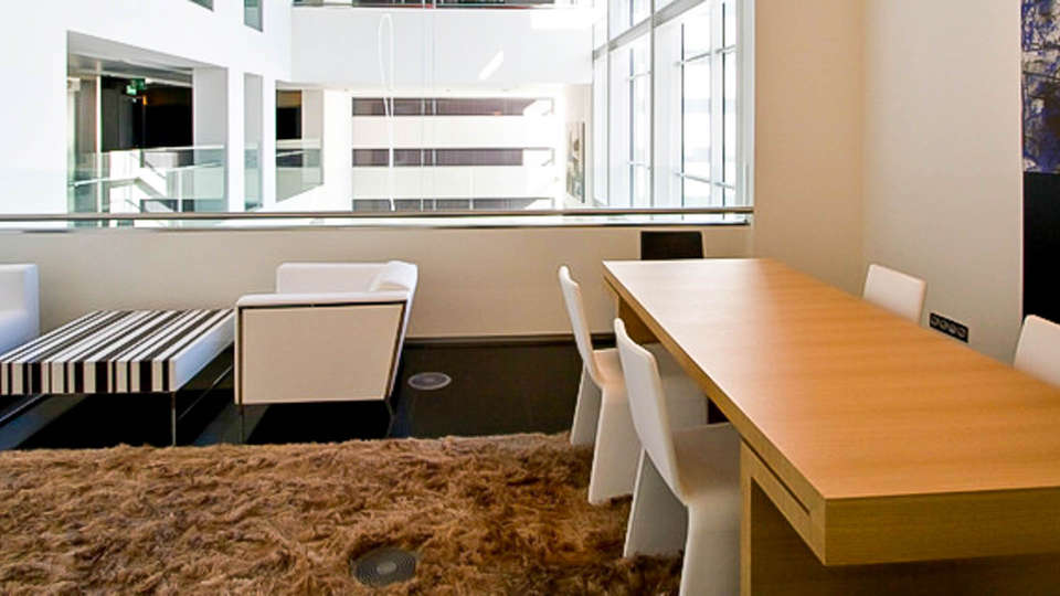 AXOR Barajas - EDIT_lounge_1.jpg