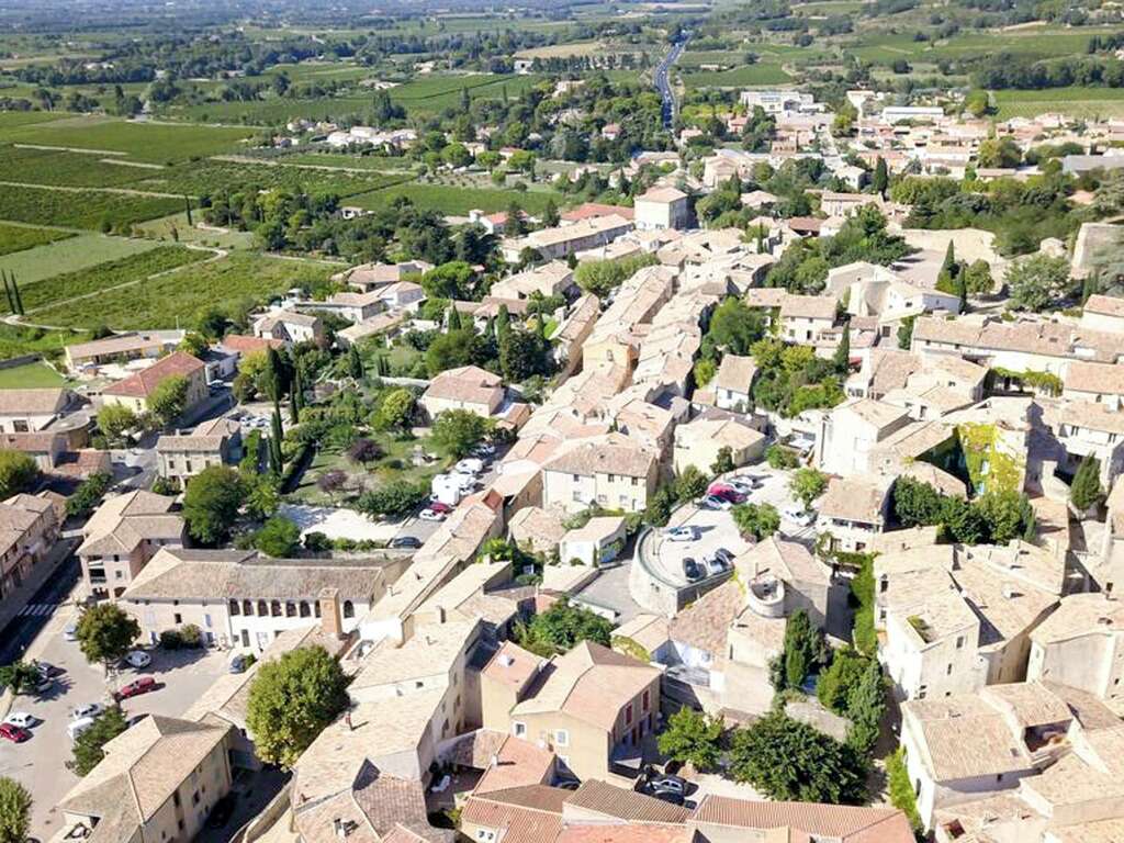 Charme provençal dans une batisse de charme - 2* - 15