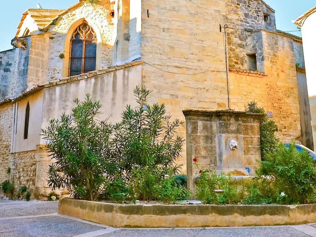 Charme provençal dans une batisse de charme - 2* - 16