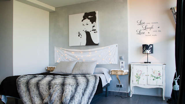 Romanticismo y relax para adultos con bañera de hidromasaje en la habitación y spa privado