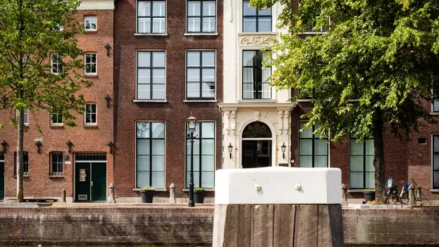 Pasa la noche en un monumento histórico nacional en Schiedam, cerca de Róterdam.