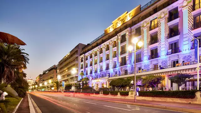 Excursie aan de kust in Nice in een oud paleis
