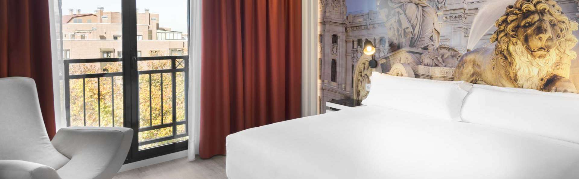 Venez découvrir Madrid dans un hôtel design avec une visite en bus touristique