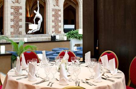 Romantisme et dîner dans un cadre luxueux de briques rouges dans le cœur de Lille