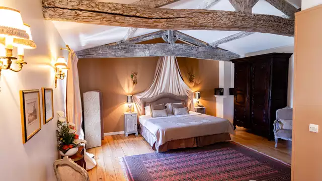 Parenthèse bistronomique et détente au cœur des vignes dans un château près de Bordeaux