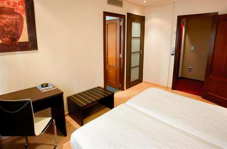 Verblijf met welkomstglaasje dicht bij Zaragoza