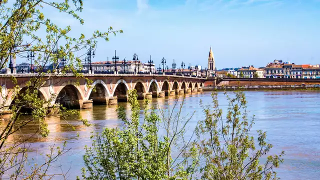 Romantisme et charme au coeur de Bordeaux
