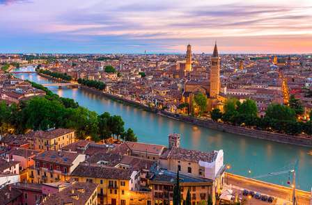 Flânez dans les ruelles historiques de Verona