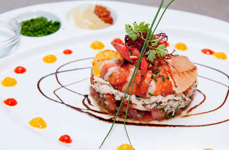 Cuisine régionale avec dîner et gin tonic à Alcalá de Júcar