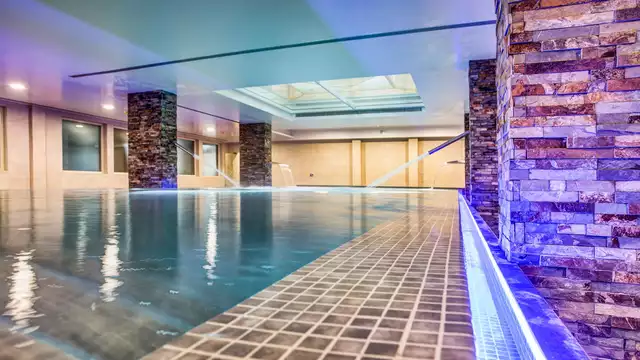 Fuga in camera con vista, cena e spa scontata nelle notti extra