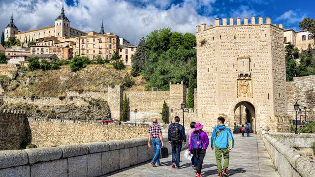 Recorre las calles históricas de Talavera de la Reina en un 4* con desayuno incluido