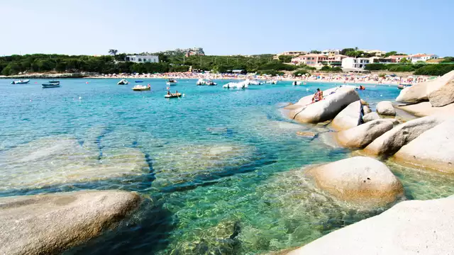 Vakantie in Santa Teresa di Gallura in een tweekamerappartement voor 5 personen