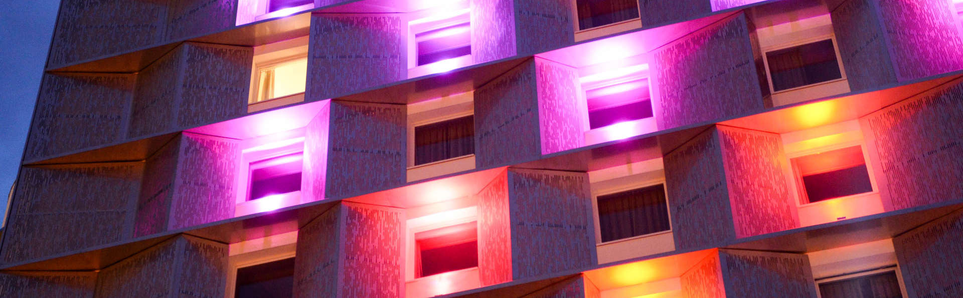 AC By Marriott Marseille Prado Velodrome - EDIT_FRONT.jpg