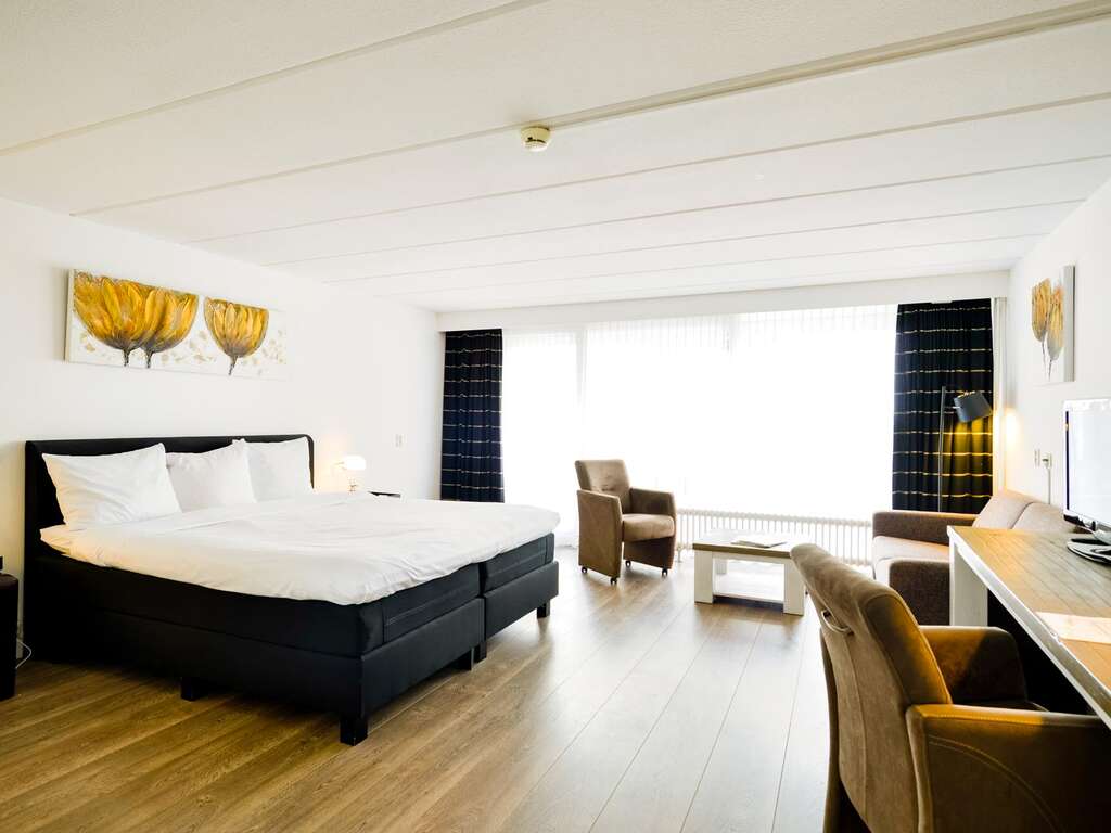 Plaisirs raffinés aux lacs de Loosdrecht & visite du Keukenhof - 4* - 18