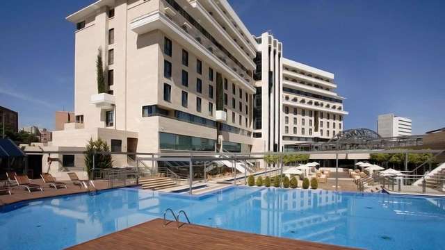 Escapada con desayuno incluido en un lujoso hotel cerca del centro de Murcia