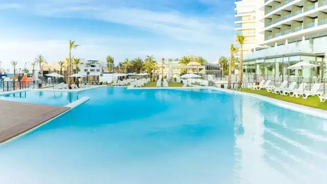 Scopri la costa di Murcia e soggiorna a pochi metri dalla spiaggia