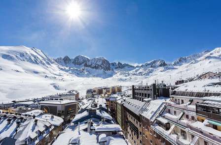 Assistez au lever du soleil à Andorre, dans la station de GrandValira