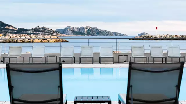 Séjour à Marseille : hôtel 4★ avec balcon & dîner vue Méditerranée
