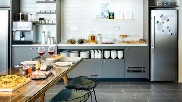 Bienestar y diseño en el corazón de Grenoble con aperitivo y snacks gratis todas las noches