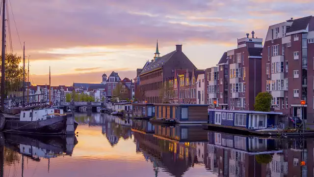 Découvrez Sassenheim–Leiden de manière active et gastronomique