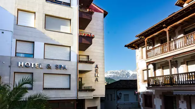 Escapada Relax con Spa y bombones en Potes desde noches