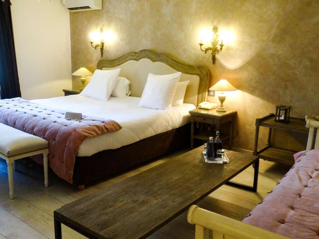 Fugue exclusive en chambre privilège dans un hôtel 5* - 5* - 9
