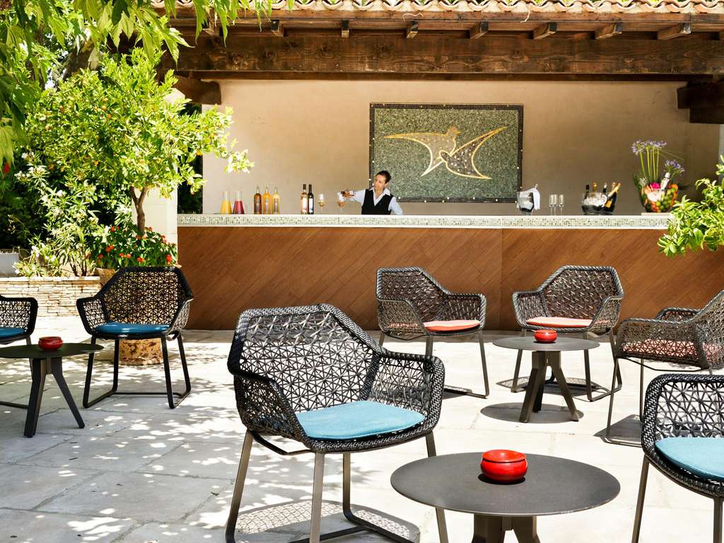 Escapade en chambre deluxe dans une bastide du XIVe siècle - 5* - 7