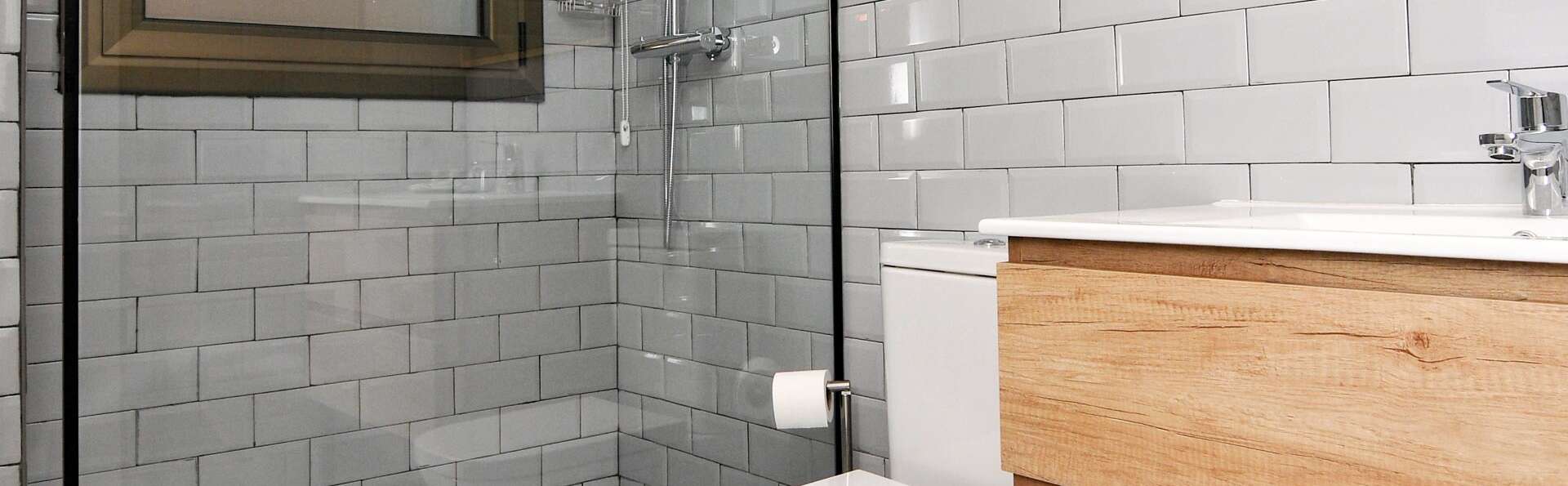 Hotel Cims de Camprodon - EDIT_BATHROOM_02.jpg