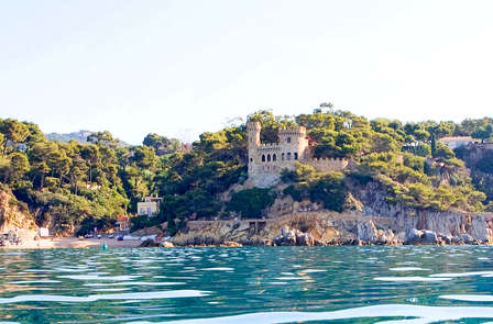 Ontdek de Costa Brava vanuit Lloret de Mar met korting op extra nachten en ontbijt