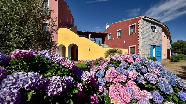 Esperienza di benessere in Sardegna con accesso alla spa