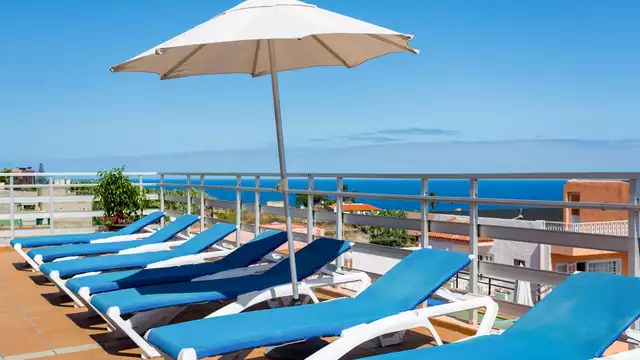 Le soleil de Tenerife avec petit-déjeuner et vue sur le Teide et la mer (à partir de 2 nuits)