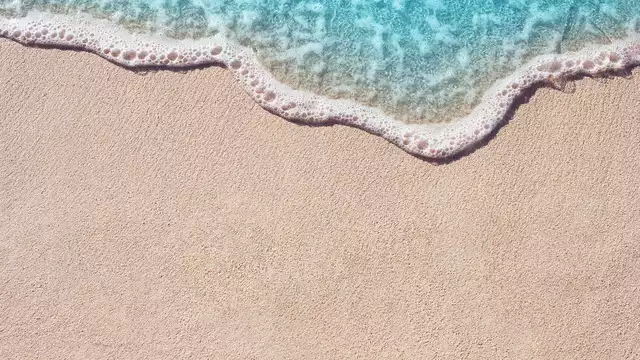 Regalati una vacanza all'insegna del sole e della spiaggia a Calella con pensione completa