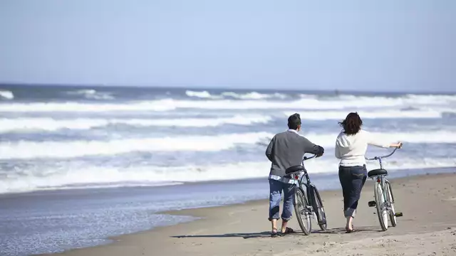 Vakantie aan de Riviera in een Deluxe kamer met ontbijt inbegrepen