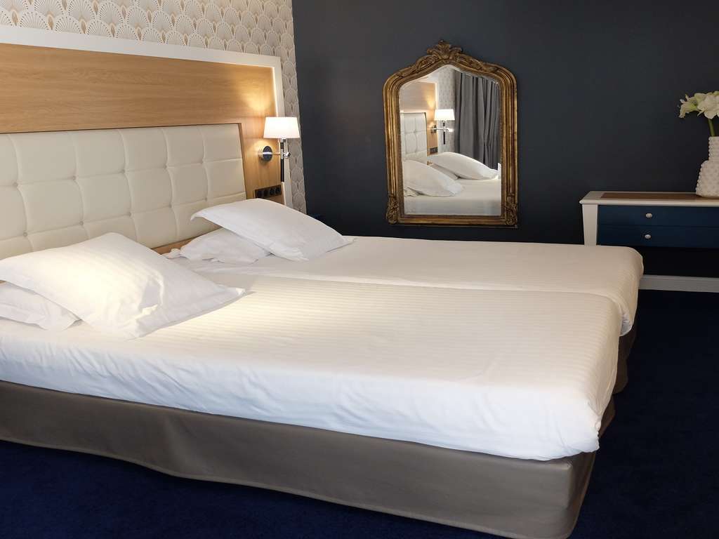 Profitez d'un moment de détente à Nice avec piscine et bain bouillonnant en rooftop face aux Alpes ! - 4* - 26