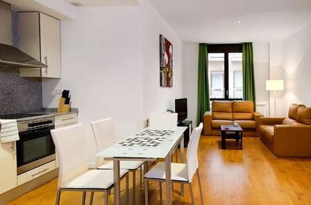 Profitez de Saragosse dans un appartement pour 4 personnes